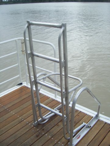 Floating Pontoon